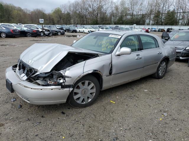 LINCOLN TOWN CAR C 2003 with VIN 1LNHM83W53Y623119 - Photo from auction