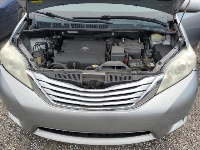 Photo 12 from auction – 2017 TOYOTA SIENNA LE with VIN 5TDKK3DC2FS544255