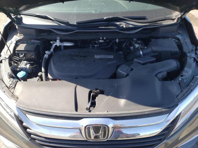 Photo 12 from auction – 2018 HONDA ODYSSEY EL with VIN 5FNRL6H92JB067593