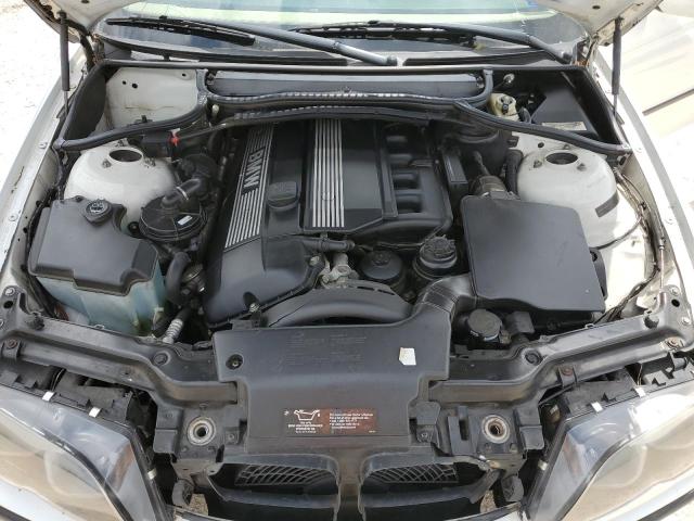 Photo 11 from auction – 2003 BMW 325 I with VIN WBAET374X3NJ35935