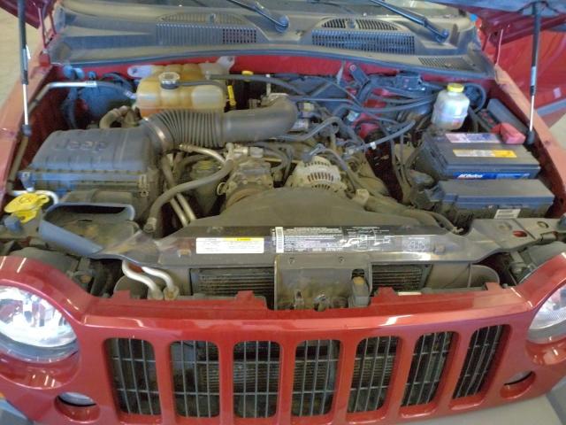 Photo 11 from auction – 2005 JEEP LIBERTY SP with VIN 1J4GL48K05W692438