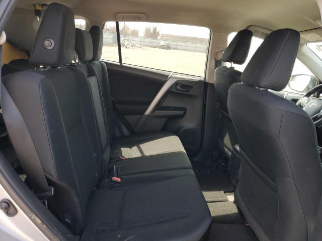 Photo 11 from auction – 2017 TOYOTA RAV4 LE with VIN 2T3BFREV3HW591660