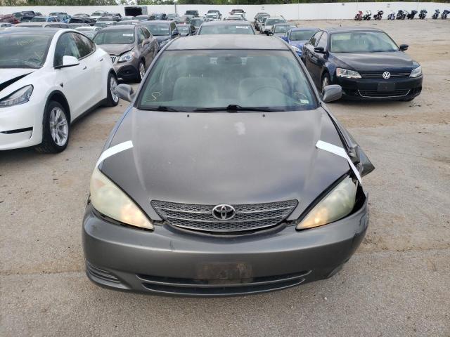Photo 5 from auction – 2004 TOYOTA CAMRY LE with VIN 4T1BE32K94U843344