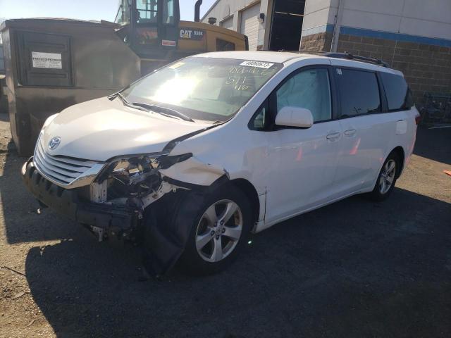 TOYOTA SIENNA LE 2016 with VIN 5TDKK3DC7GS730410 - Photo from auction