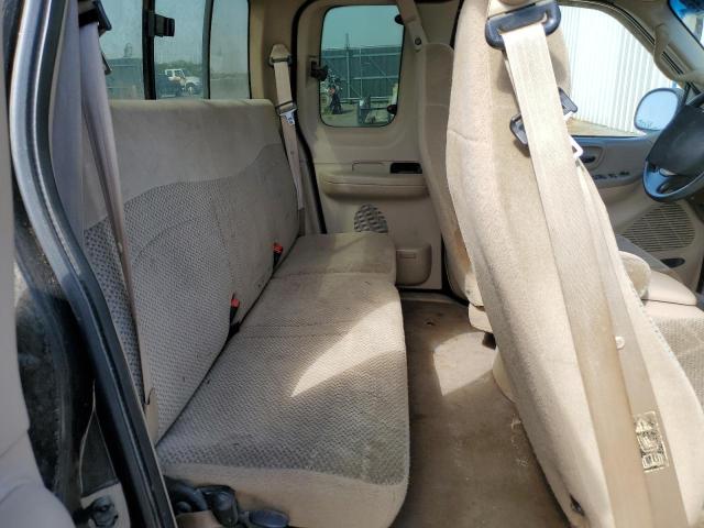 Foto 10 de la subasta – 2000 FORD F150 con VIN 1FTRX18W8YNA62407