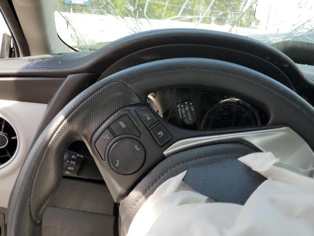 Photo 9 from auction – 2017 TOYOTA COROLLA LE with VIN 2T1BURHE1HC805525