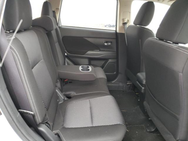 Photo 11 from auction – 2017 MITSUBISHI OUTLANDER with VIN JA4AZ2A33HZ035129