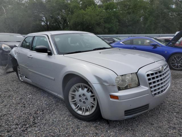 Photo 4 from auction – 2007 CHRYSLER 300 with VIN 2C3KA43R07H702742