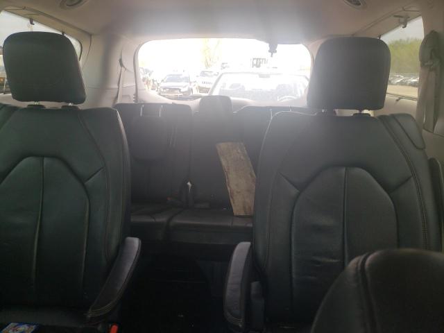 Photo 10 from auction – 2018 CHRYSLER PACIFICA T with VIN 2C4RC1BG2JR120050
