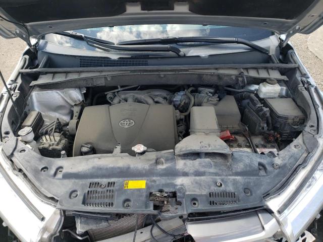 Photo 12 from auction – 2019 TOYOTA HIGHLANDER with VIN 5TDJZRFH4KS598346
