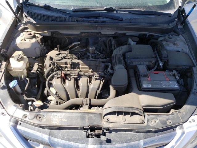Photo 11 from auction – 2012 HYUNDAI SONATA SE with VIN 5NPEC4AC5CH463742