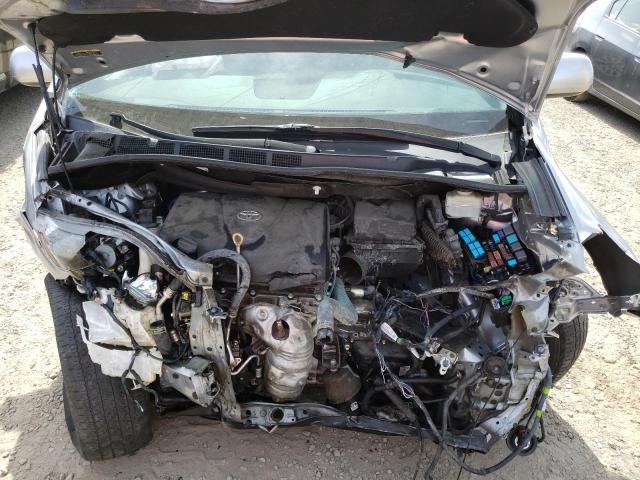 Photo 11 from auction – 2018 TOYOTA SIENNA XLE with VIN 5TDYZ3DC3JS947840