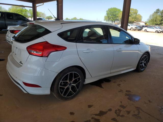 Photo 3 from auction – 2016 FORD FOCUS SE with VIN 1FADP3K23GL336897