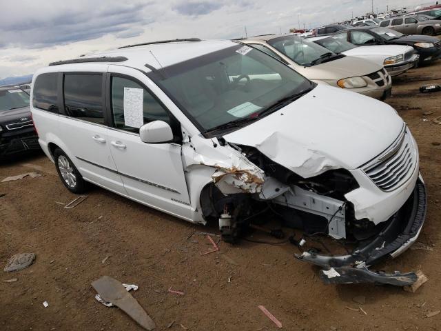 Photo 4 from auction – 2016 CHRYSLER TOWN & COU with VIN 2C4RC1BG6GR156039