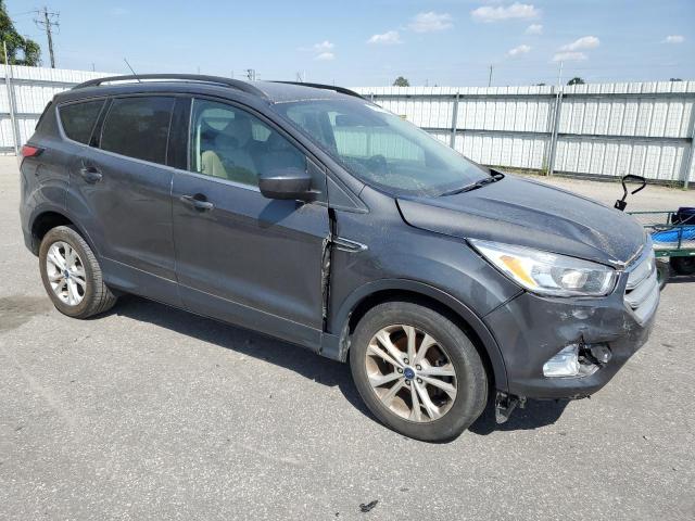 Photo 4 from auction – 2018 FORD ESCAPE SE with VIN 1FMCU0GD1JUC62965