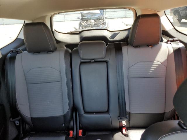Photo 10 from auction – 2017 FORD ESCAPE SE with VIN 1FMCU9GD7HUE11670