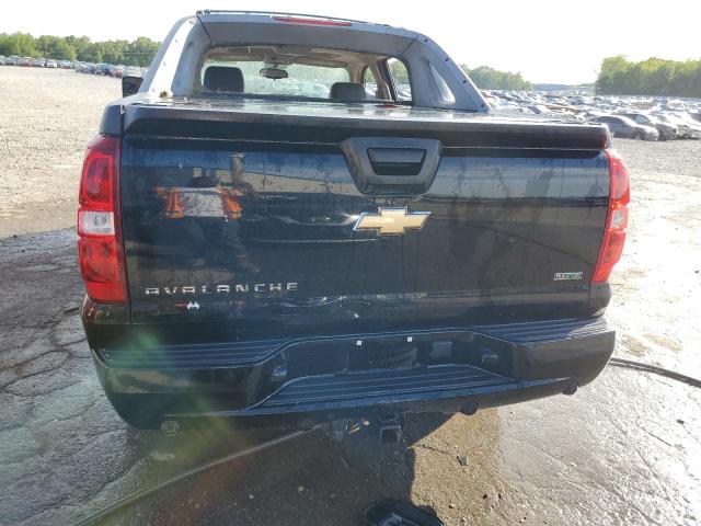 Photo 6 from auction – 2011 CHEVROLET AVALANCHE with VIN 3GNTKFE32BG172386