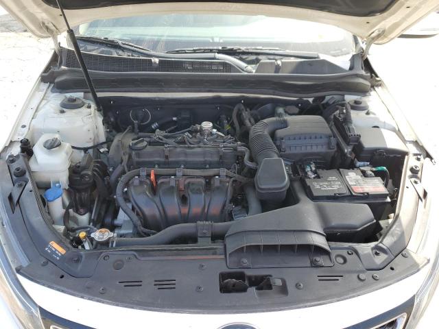 Photo 11 from auction – 2015 KIA OPTIMA LX with VIN KNAGM4A72F5560049