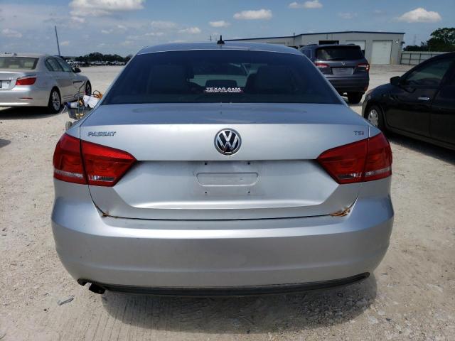 Photo 6 from auction – 2014 VOLKSWAGEN PASSAT S with VIN 1VWAS7A39EC033565