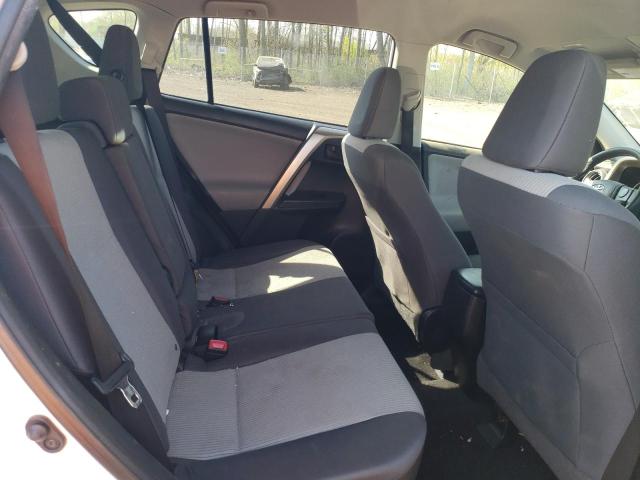 Photo 11 from auction – 2014 TOYOTA RAV4 LE with VIN JTMBFREVXED078835