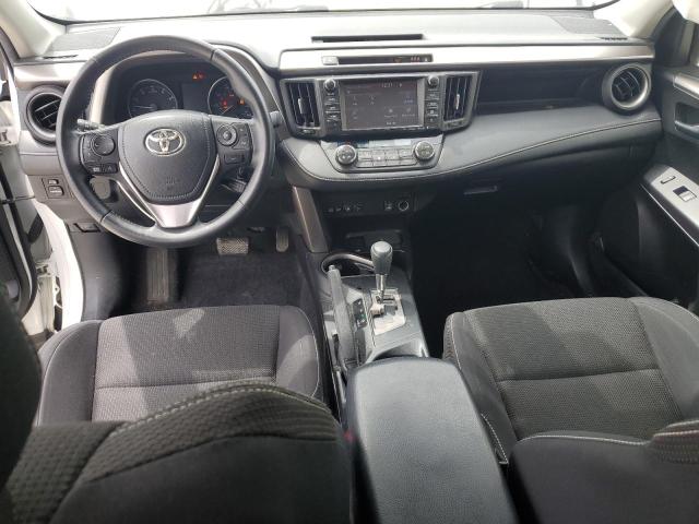 Photo 8 from auction – 2017 TOYOTA RAV4 XLE with VIN JTMRFREV1HD202851