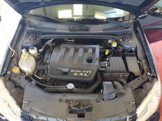 Photo 11 from auction – 2013 CHRYSLER 200 LX with VIN 1C3CCBABXDN633120