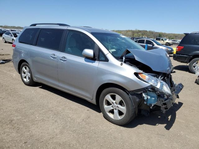 Photo 4 from auction – 2013 TOYOTA SIENNA LE with VIN 5TDKK3DC2DS308332