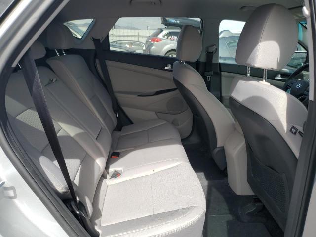 Photo 11 from auction – 2019 HYUNDAI TUCSON SE with VIN KM8J2CA41KU035137