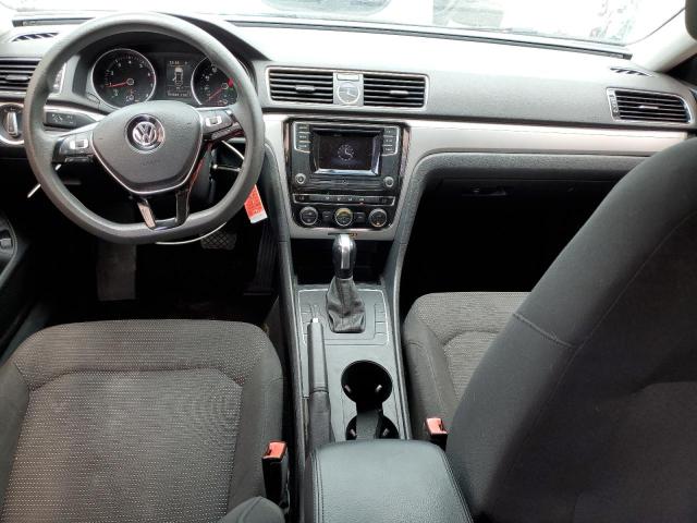 Photo 8 from auction – 2016 VOLKSWAGEN PASSAT S with VIN 1VWAT7A38GC010004