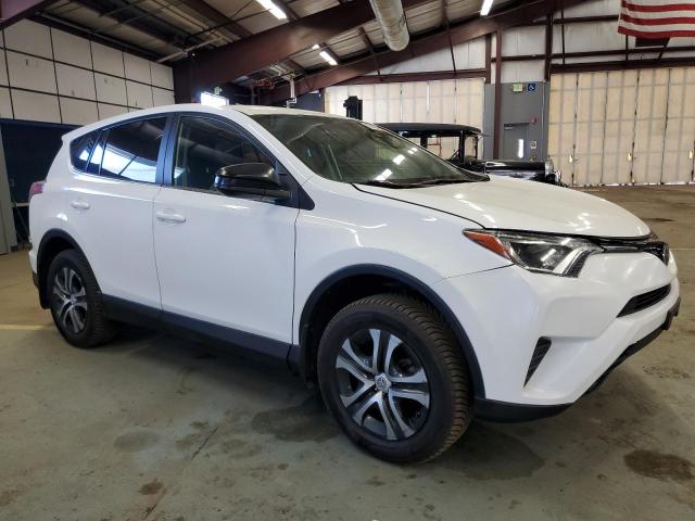 Photo 4 from auction – 2018 TOYOTA RAV4 LE with VIN 2T3BFREV4JW853773