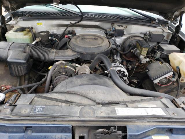Photo 12 from auction – 1995 GMC SUBURBAN with VIN 1GKEC16K1SJ741223