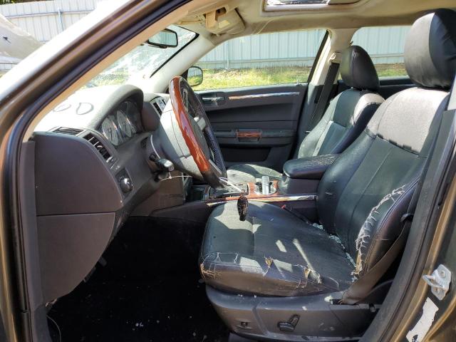 Photo 7 from auction – 2009 CHRYSLER 300 LIMITE with VIN 2C3LA33V59H570463