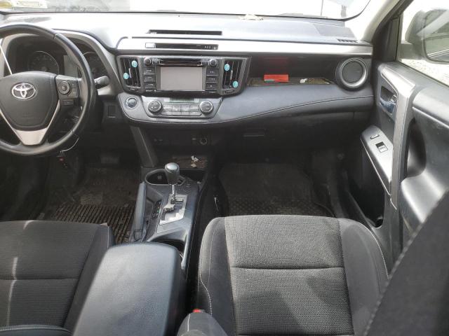 Photo 8 from auction – 2017 TOYOTA RAV4 XLE with VIN JTMRFREVXHJ166675