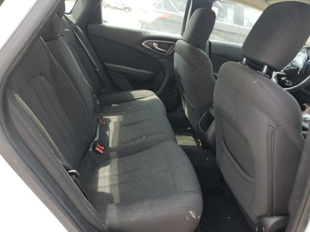 Photo 10 from auction – 2016 CHRYSLER 200 LIMITE with VIN 1C3CCCABXGN132867