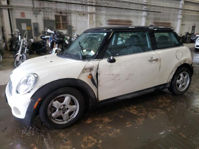 MINI COOPER 2010 with VIN WMWMF3C59ATZ65641 - Photo from auction