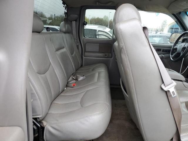Photo 10 from auction – 2004 CHEVROLET SILVERADO with VIN 2GCEK19T241145330