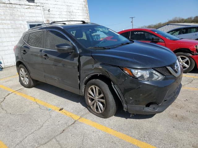 Photo 4 from auction – 2018 NISSAN ROGUE with VIN JN1BJ1CR3JW207201