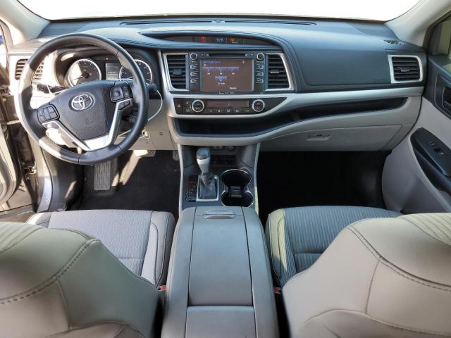 Photo 8 from auction – 2017 TOYOTA HIGHLANDER with VIN 5TDZZRFH0HS229821