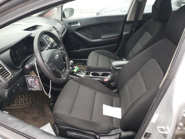 Photo 7 from auction – 2017 KIA FORTE LX with VIN 3KPFK4A76HE097246