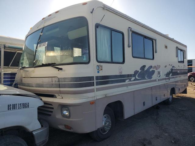 Photo 2 from auction – 1996 FLEETWOOD STORM with VIN 3FCMF53G8SJA11643