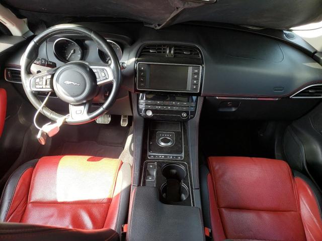 Photo 8 from auction – 2017 JAGUAR F-PACE R - with VIN SADCL2BN5HA085369