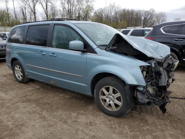 Photo 4 from auction – 2010 CHRYSLER TOWN & COU with VIN 2A4RR5D12AR183755