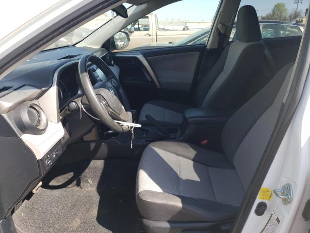 Photo 7 from auction – 2014 TOYOTA RAV4 LE with VIN JTMBFREVXED078835
