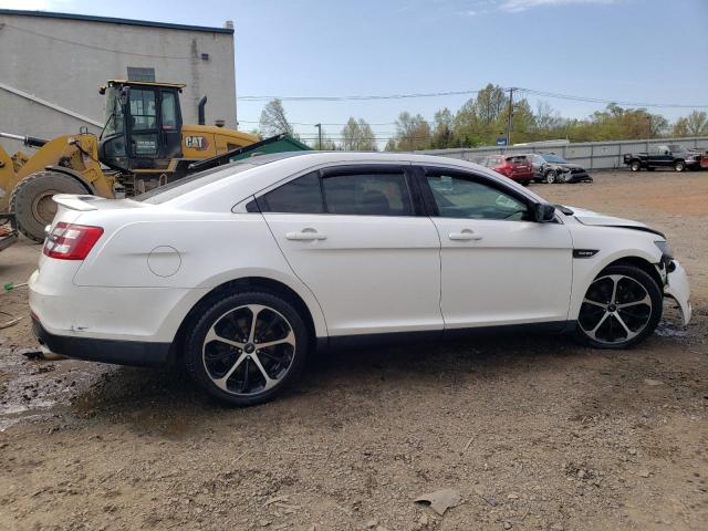 Photo 3 from auction – 2015 FORD TAURUS SHO with VIN 1FAHP2KT3FG100097