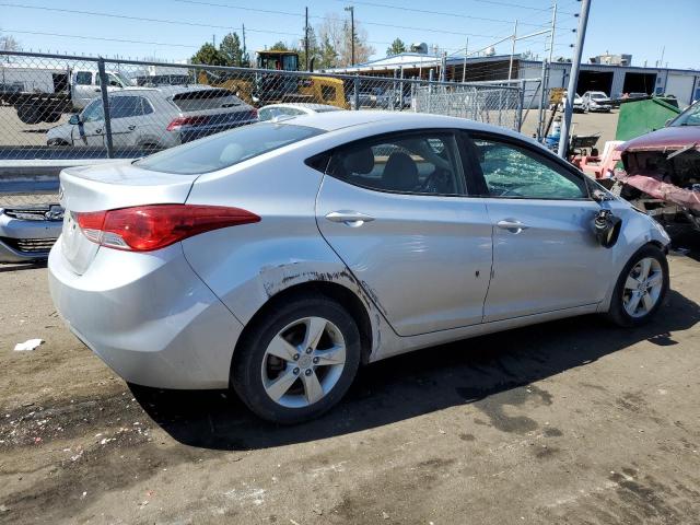 Photo 3 from auction – 2012 HYUNDAI ELANTRA GL with VIN 5NPDH4AE1CH115645