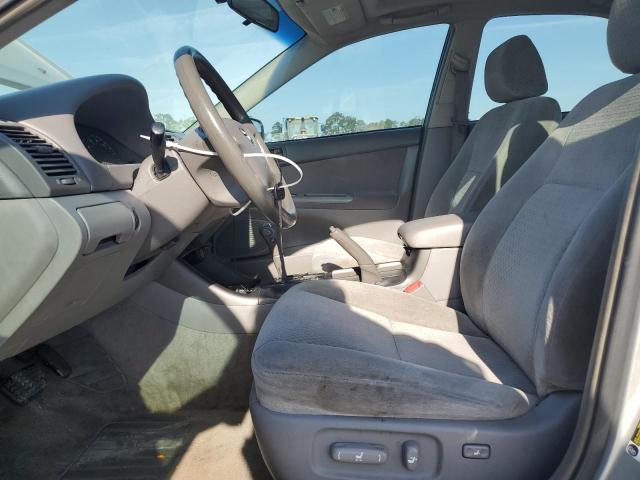 Photo 7 from auction – 2004 TOYOTA CAMRY LE with VIN 4T1BE32K74U260867
