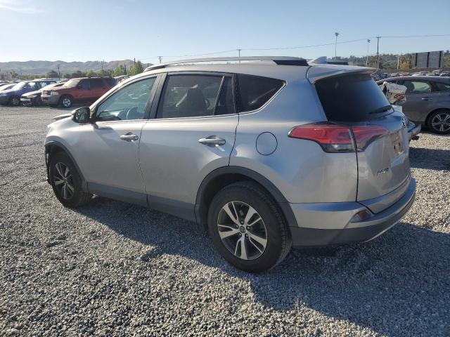 Photo 2 from auction – 2017 TOYOTA RAV4 XLE with VIN 2T3WFREV6HW338916