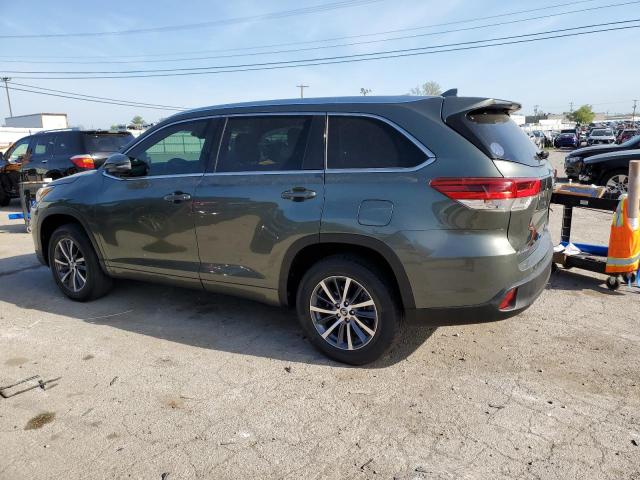 Photo 2 from auction – 2017 TOYOTA HIGHLANDER with VIN 5TDKZRFH5HS213213