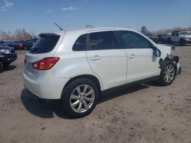 Photo 3 from auction – 2015 MITSUBISHI OUTLANDER with VIN 4A4AR3AUXFE045139