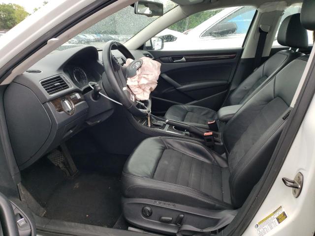 Photo 7 from auction – 2014 VOLKSWAGEN PASSAT SEL with VIN 1VWCN7A32EC028059